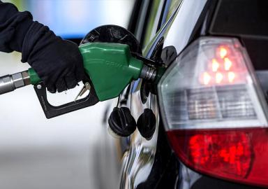 LPG'ye indirim benzin ve motorine ise zam var!