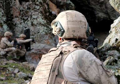 Pençe-Kilit bölgesinden acı haber: 4 şehit