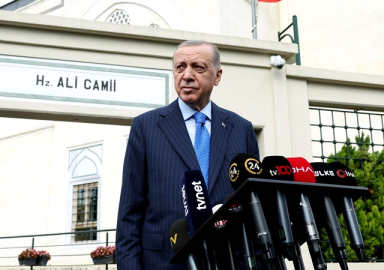 Erdoğan'dan Kılıçdaroğlu'nun adaylık çıkışına ilk yorum: Biz işimize bakıyoruz