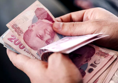 Emekli ve çalışan milyonlara dört müjde birden! Ücret kaybı bitiyor, maaş artışı geliyor