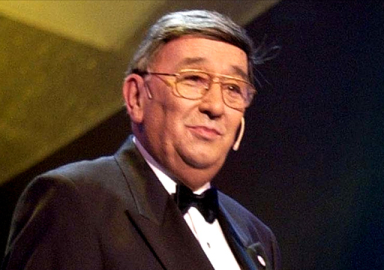 Usta sunucu Bülent Özveren hayatını kaybetti