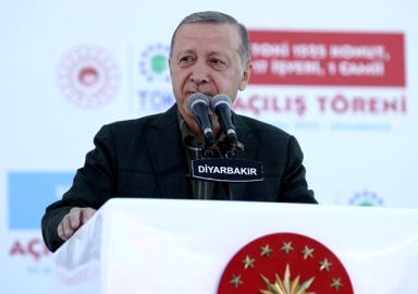 Erdoğan'dan Diyarbakır'da Demirtaş'a tepki: Bu adamın Kürtlükle alakası yok