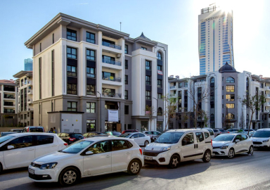 İzmir'de deprem konutları teslim edildi