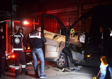 Amasya'da tiyatrocuları taşıyan araç kaza yaptı: 3 ölü, 8 yaralı