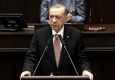 Cumhurbaşkanı Erdoğan: Karadan da teröristlerin tepesine bineceğiz