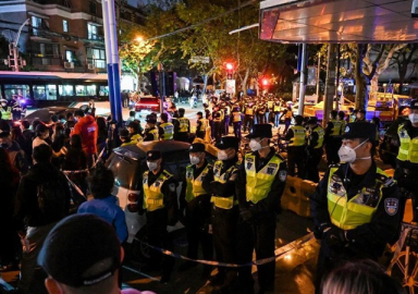 Doğu Türkistan'da yangın faciası: 10 kişi hayatını kaybetti