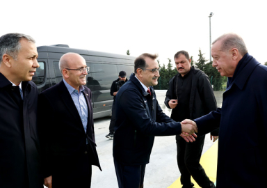 Törende sürpriz isim! Siyasete ara vermişti... Mehmet Şimşek yıllar sonra Erdoğan'la yan yana