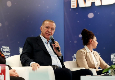 Cumhurbaşkanı Erdoğan'dan erken seçim mesajı: Seçimleri birazcık öne alacağız