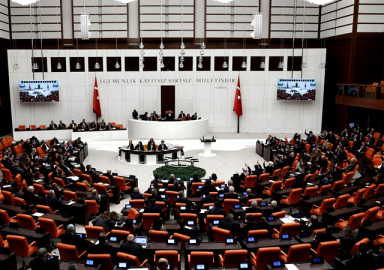 Memur ve emekli zammı yasalaştı!
