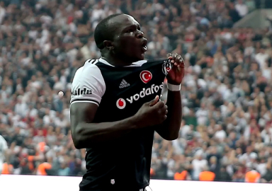 Aboubakar yeniden Beşiktaş'ta