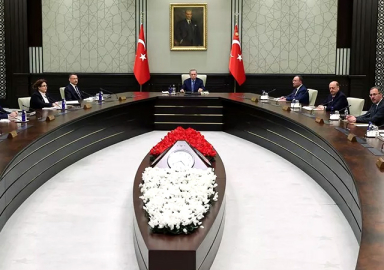 Vergi borcu yapılandırma, öğrenim kredisi, trafik ceza puanları... Erdoğan müjdeleri peş peşe duyurdu