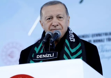 Cumhurbaşkanı Erdoğan: Aday çıkartamadılar, adaylığımıza çamur atmaya başladılar