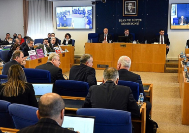 EYT kanun teklifi komisyondan geçti