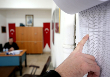 Yarın son gün: Seçmen listeleri askıdan iniyor