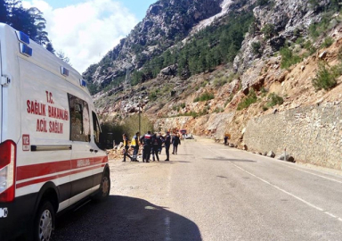 Adana’da heyelan faciası: 4 öğretmen hayatını kaybetti