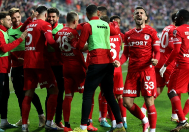 Hasret sona erdi! Karadeniz ekibi yıllar sonra Süper Lig'de