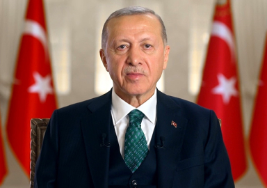 Erdoğan'dan bayram mesajı: Depremzedeler yuvalarına kavuşacak