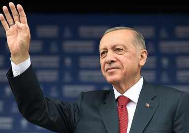 Erdoğan: Seçimin ilk sınavını alnımızın akıyla verdik