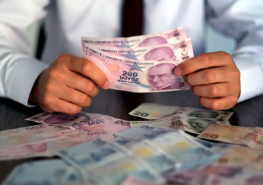 AK Parti'den flaş asgari ücret çıkışı: Beklenti mutlaka karşılanacaktır