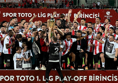 Pendikspor Süper Lig'e yükseldi