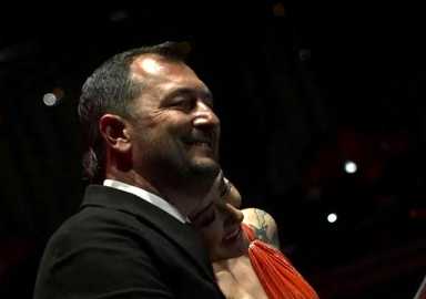 Melek Mosso konseri gündem olmuştu! Süleymanpaşa Belediye Başkanı Cüneyt Yüksel istifa etti