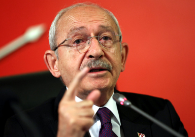 CHP'de 24 il başkanı görevini bıraktı