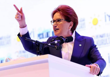 Meral Akşener, yeniden genel başkan seçildi