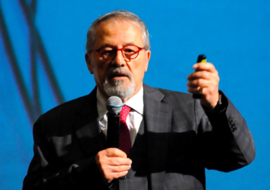 Yerel seçimde 'Naci Görür' sürprizi! Aday mı olacak?