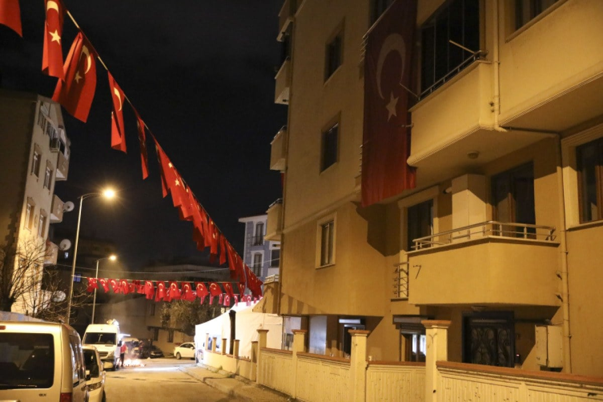 65a221b557ba1521__w1200xh800