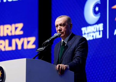 Cumhurbaşkanı Erdoğan: Muhalefetin elindeki belediyeleri alacağız