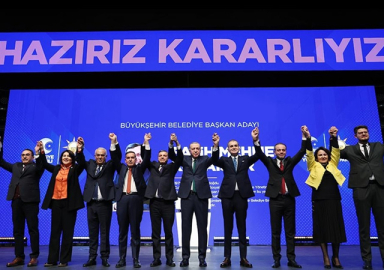 İşte AK Parti'nin belediye başkan adayları