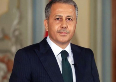 İkbal Uzuner'in ailesinin evine giderek baş sağlığı diledi