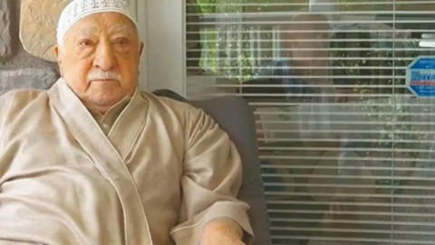 FETÖ elebaşı Gülen’e FETÖ’cü darbesi!