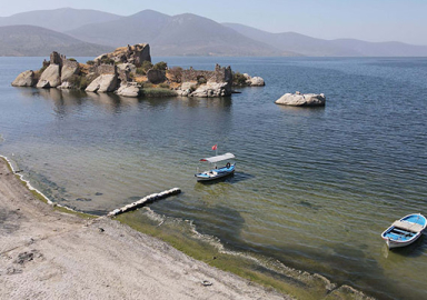 Bafa Gölü'ndeki sorunlar yerinde görülecek