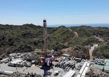 Cevdet Yılmaz: Yok denilen kuyulardan petrol fışkırıyor