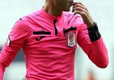 Trabzonspor - Fenerbahçe maçının hakemi belli oldu