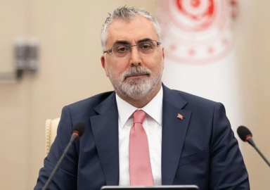 Emekli olacaklar dikkat! Emeklilik şartları değişecek mi?