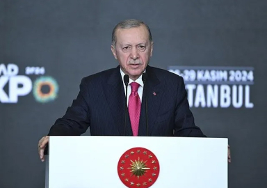 Cumhurbaşkanı Erdoğan'dan ekonomi mesajı: Zor günler geride kaldı