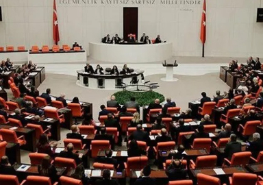 2025 yılı bütçesi Komisyon'dan geçti