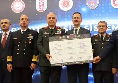TSK'nın bulut bilişim sistemi için imzalar atıldı: Çelik Kubbe'ye güç katacak