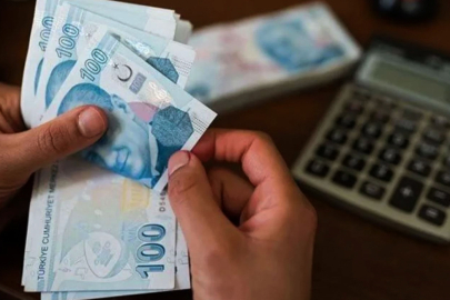 Yaşlı ve engelli aylıkları hesaplara yatırıldı