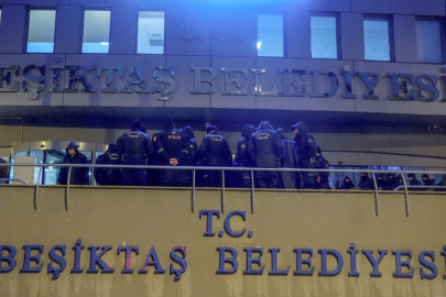 İhale yolsuzluğu soruşturması! Beşiktaş Belediye Başkanı Rıza Akpolat gözaltına alındı