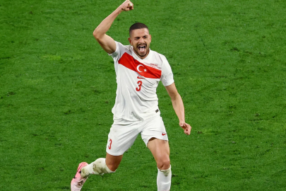 Merih Demiral resmen dönüyor: Anlaşma tamamlandı