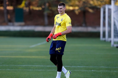 Fenerbahçe’ye file bekçisi Livakovic’ten kötü haber! 1 ay yok