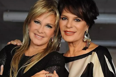 Hülya Koçyiğit, Filiz Akın için duygusal mesaj paylaştı