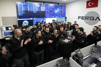 Selçuk Bayraktar’dan “Uluğ Bey” mesajı: 5 yılda 100 uydu hedefi