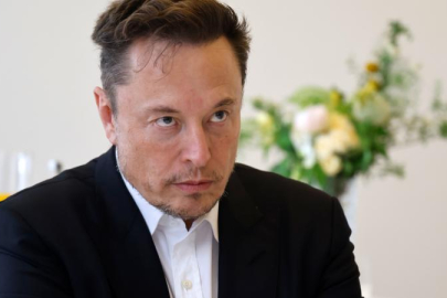 İspanya'da STK ve üniversitelerden "X"e tepki