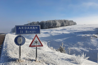 Ardahan ve Ağrı'da rekor soğukluk! Hava buz kesti