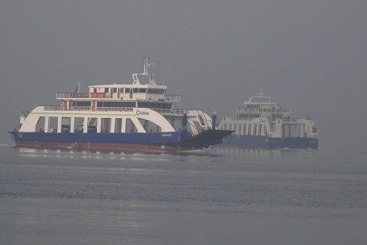 Çanakkale'de sis nedeniyle durdurulan seferler yeniden başladı