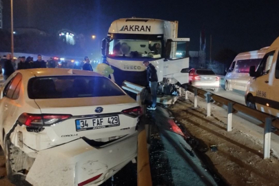 Kontrolden çıkan tır dehşet saçtı: Yaralılar var